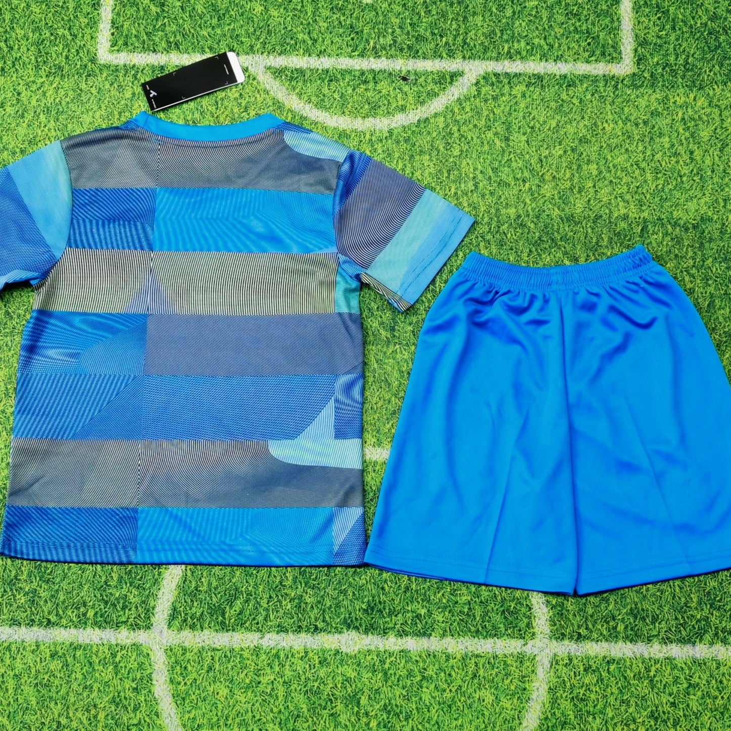 Completo da allenamento del Real Madrid blu 25/26