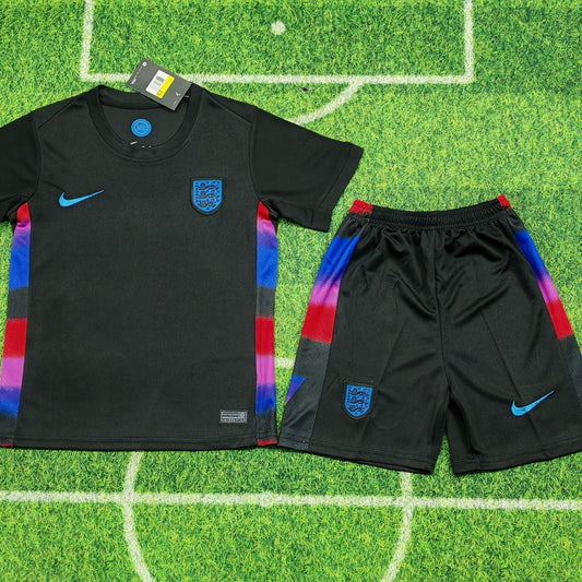 England Kids Kit Away 2025